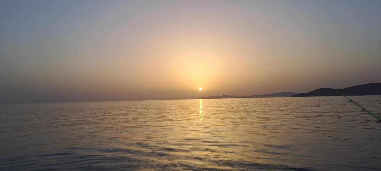 Dinas Inn Piso Livadi Dış mekan fotoğraf
