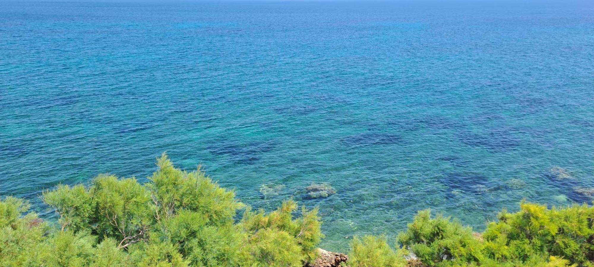 Dinas Inn Piso Livadi Dış mekan fotoğraf