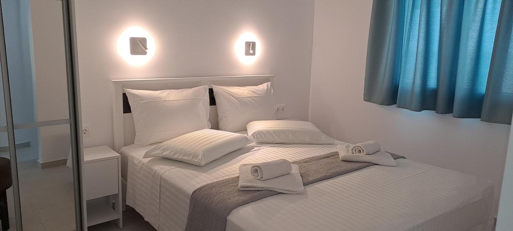 Dinas Inn Piso Livadi Dış mekan fotoğraf