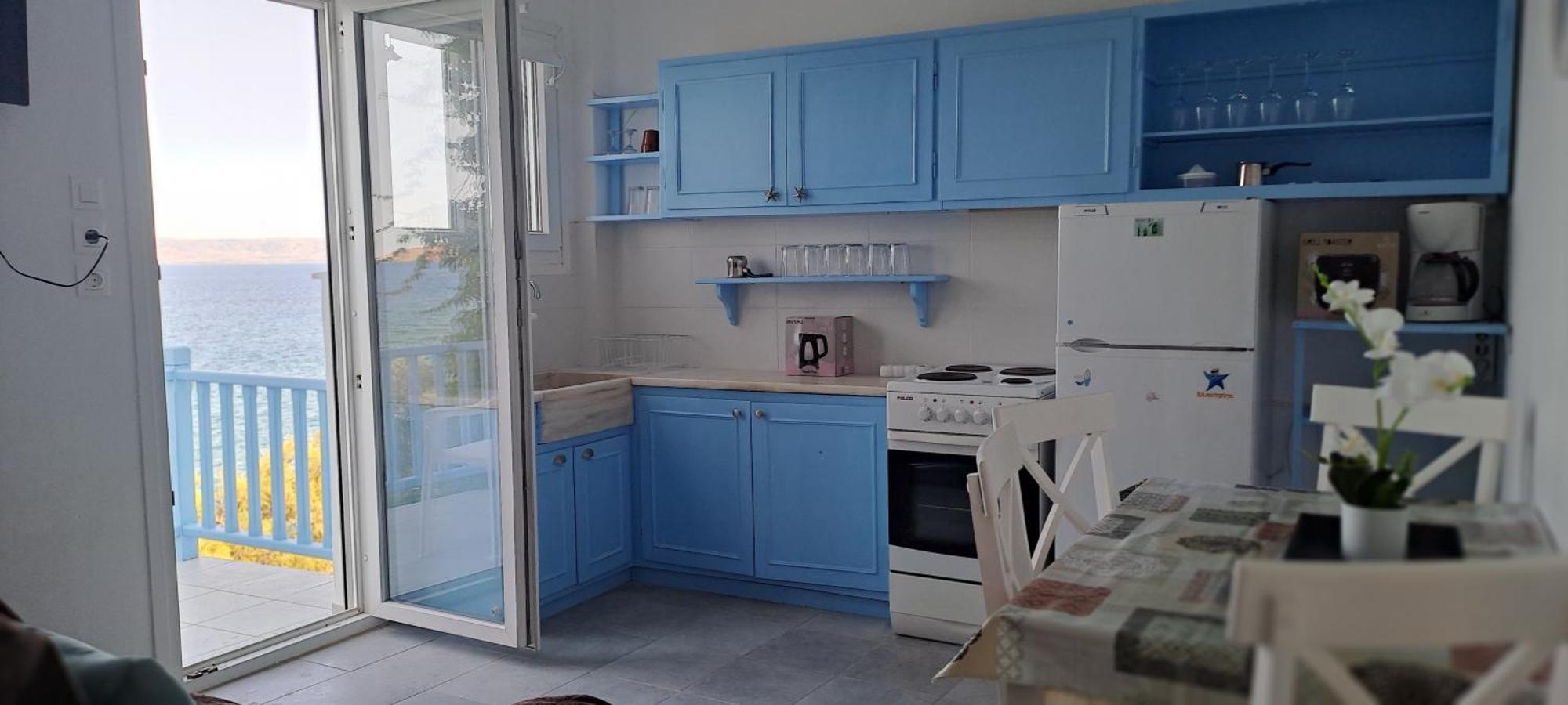 Dinas Inn Piso Livadi Dış mekan fotoğraf